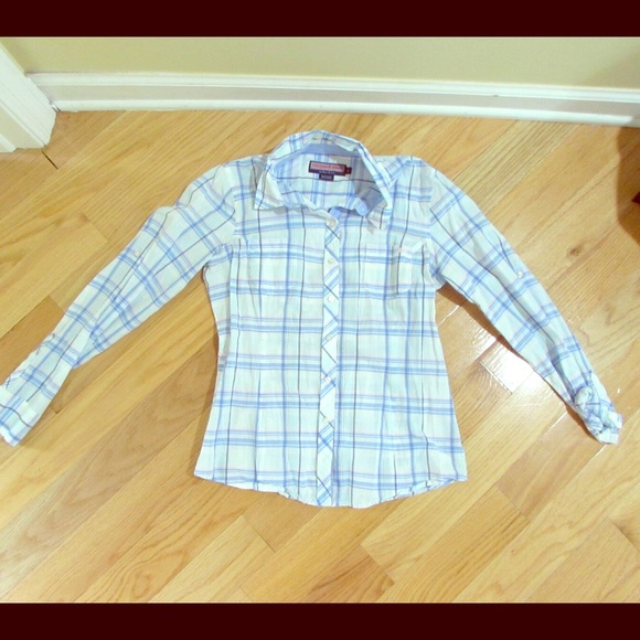 ⛔️SOLD ⛔️Vineyard Vines Button Down