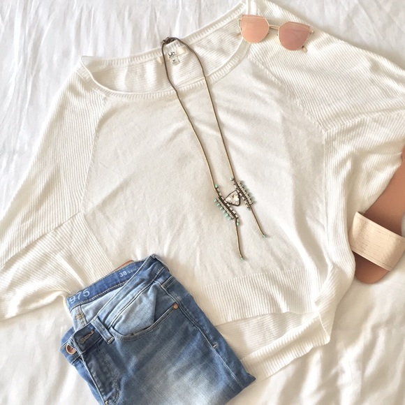 White off shoulder ribbed sweater