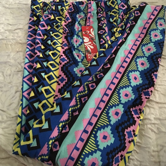 ๐ legging by hot kiss ๐๐ - Picture 2 of 4