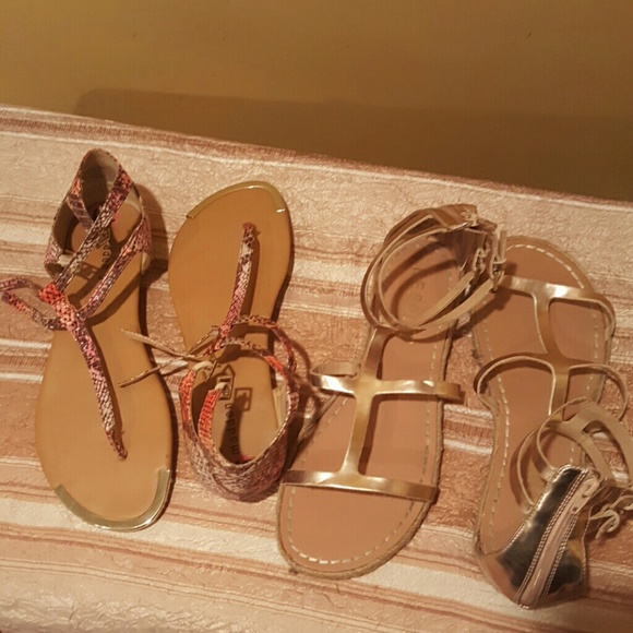 2 pair of sandals (Bundle deal)