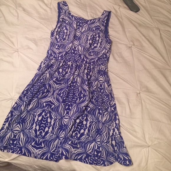 Francesca's blue print dress