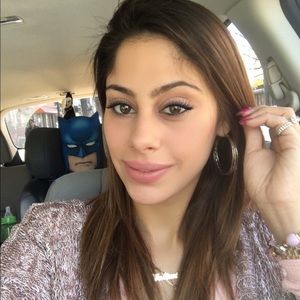 Meet your Posher, Melanie