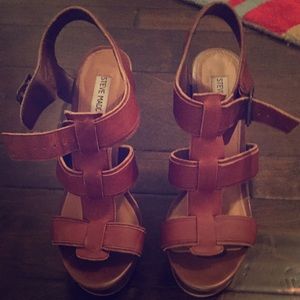 Steve Madden Brown Wedges
