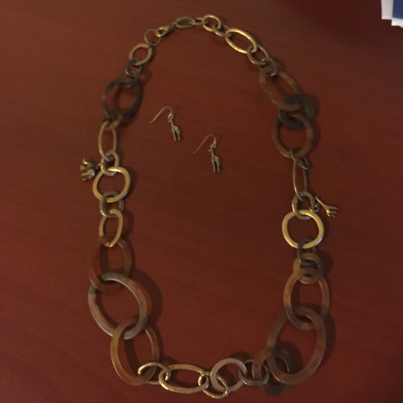 Safari necklace
