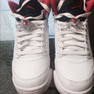Jordan retro 5's