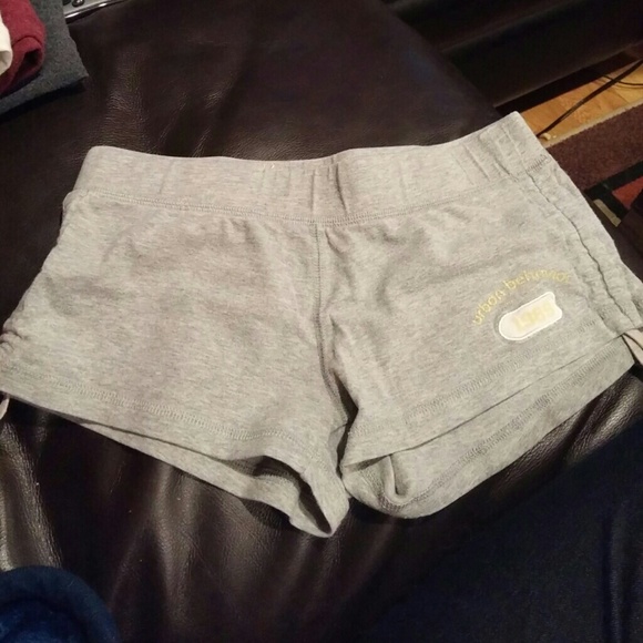 Gray short
