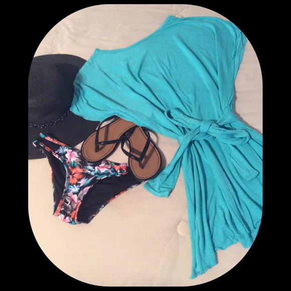 Teal color cover-up