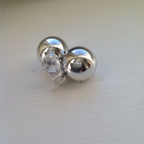 Double Side Round Ball Earrings New~ - Picture 2 of 3
