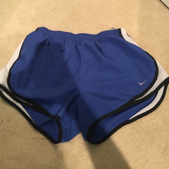 Nike shorts - Picture 1 of 1
