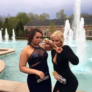 Meet your Posher, Brooke