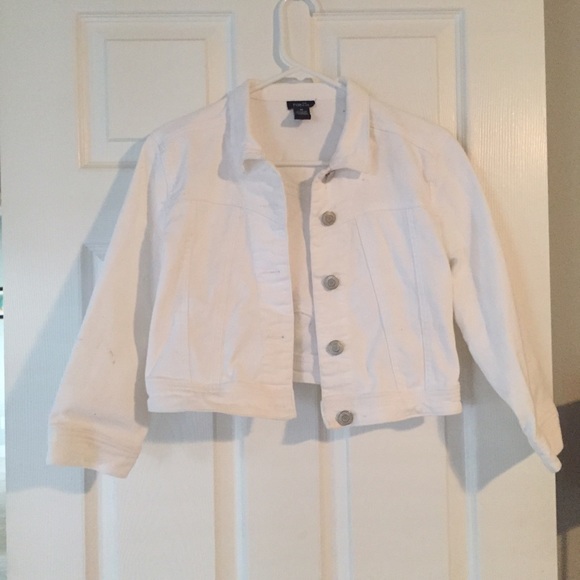 White jean jacket!