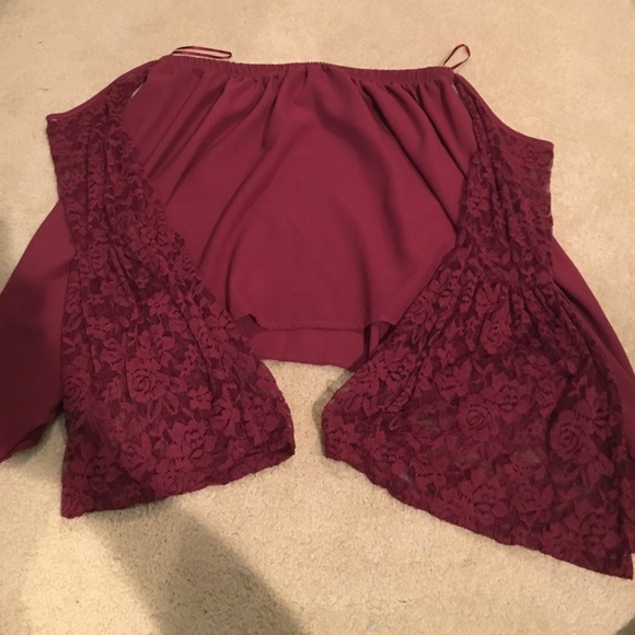 blouse - Picture 1 of 3