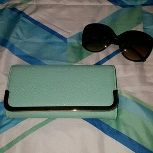 Callie Pebble Wallet