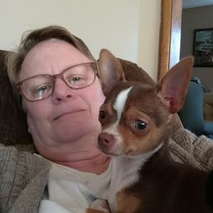 Meet your Posher, Elizabeth