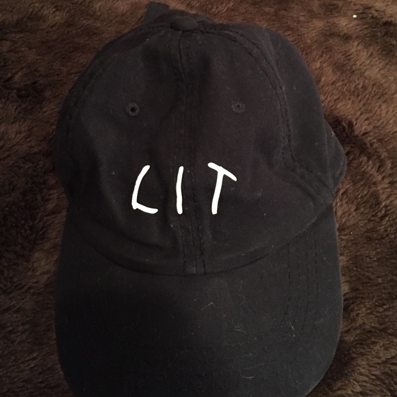 Hat - Picture 2 of 3