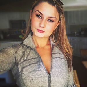 Meet your Posher, Dani