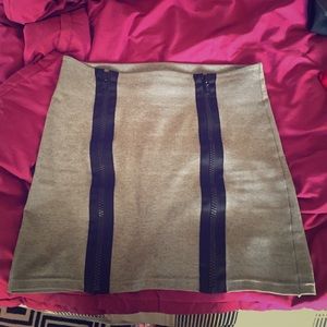 High waisted gray miniskirt