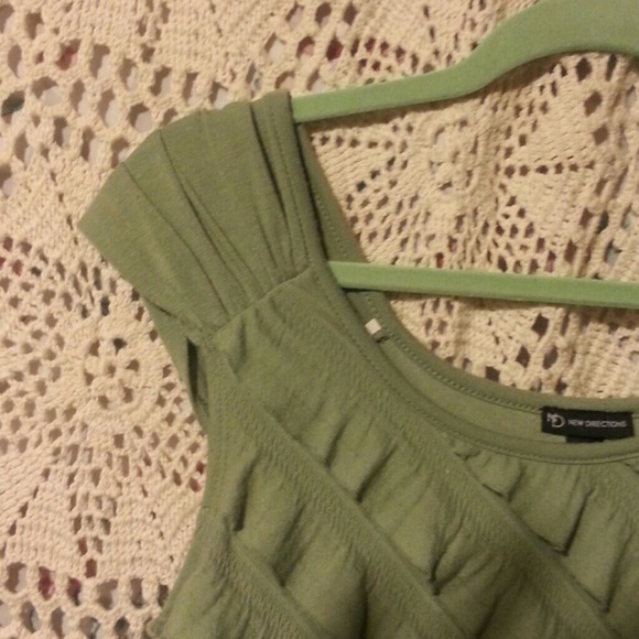 Ruffle Tank - Picture 2 of 4