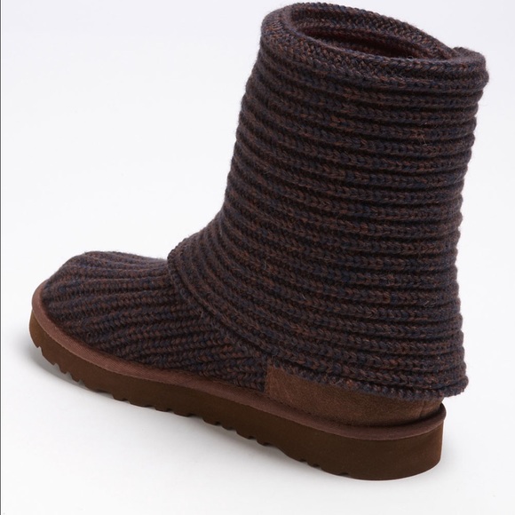 Ugg knit Bailey button tall