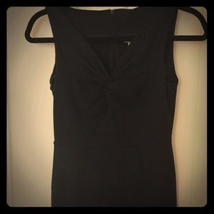 Navy sleeveless dress with knot/twist front