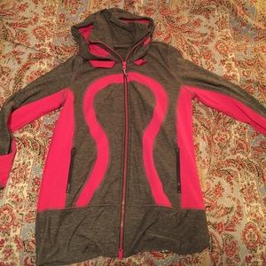 Lulu lemon hooded sweatshirt
