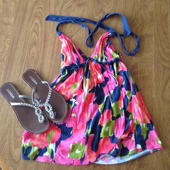‼️SOLD Abercrombie & Fitch Pink Floral Halter Top - Picture 1 of 4