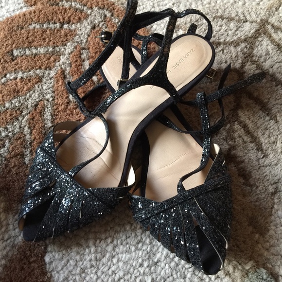 Zara Black Glitter flats 39 / 8-9ish - Picture 3 of 4