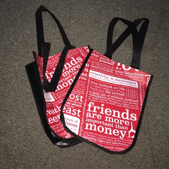 big lulu bag and two small lulu bags - Picture 2 of 2