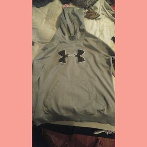 Under armour pullover