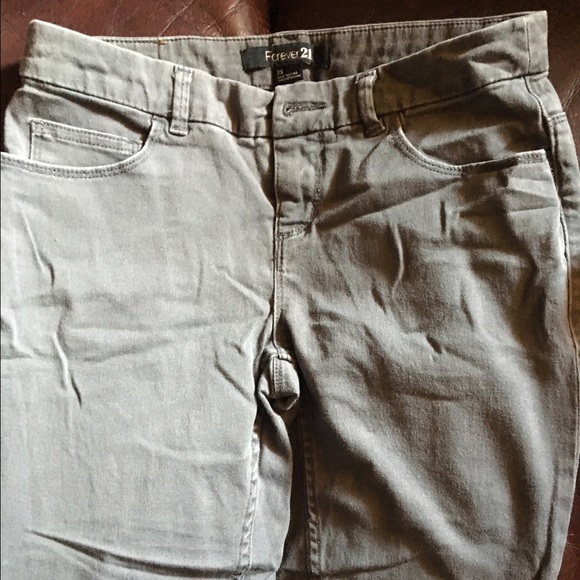 Forever 21  skinny jeans size 25
