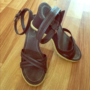 Ann Taylor strappy wedges