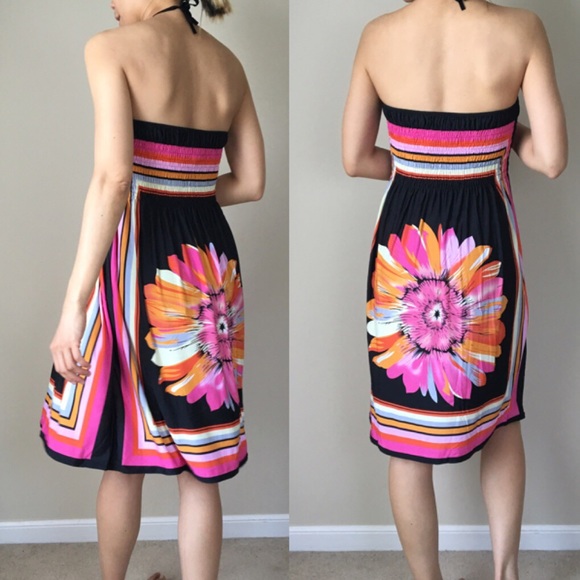✳️SALE Print pattern tube dress . Resort swim cvr - Picture 2 of 3