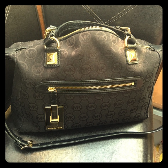 Black Authentic Michael Kors purse