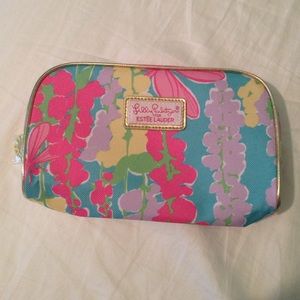 Lilly Pulitzer for Estee Lauter makeup bag