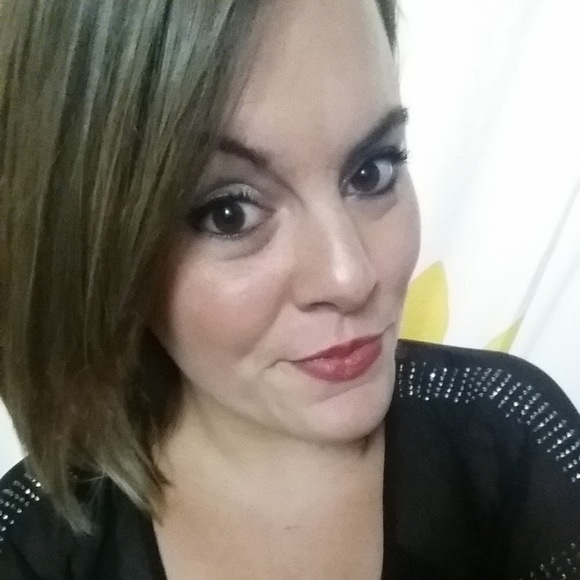 Meet your Posher, Shelby - Picture 1 of 1