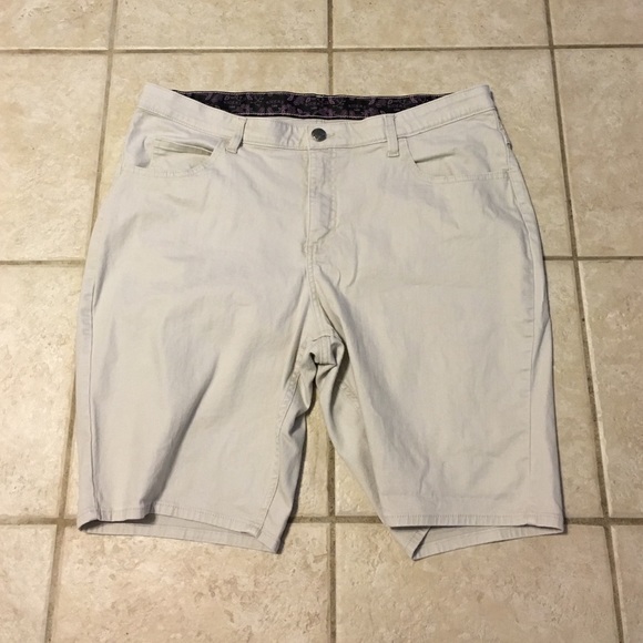 Riders by Lee light grey bermuda shorts