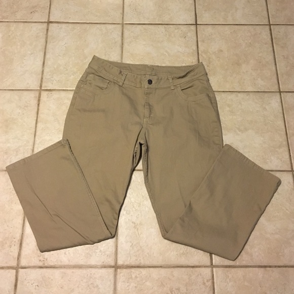 Riders by Lee khaki pants