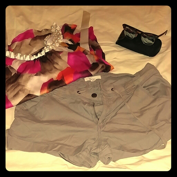 Taupe cargo shorts