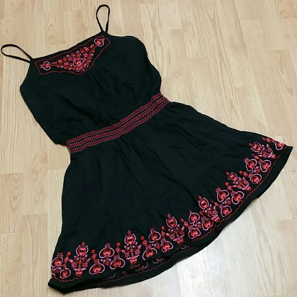 Romeo & Juliet Couture Dresses & Skirts - 1 Day Sale!!! Embroidered dress