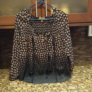 Blouse never worn Macy's