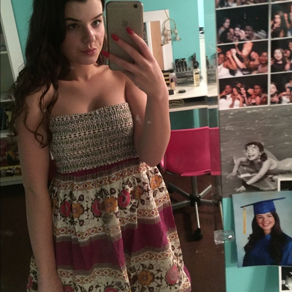 Beach cover up - Picture 2 of 2