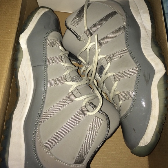 Cool Grey 11s - Picture 2 of 4