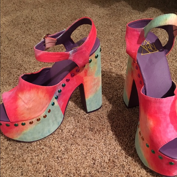 Yru rainbow platform
