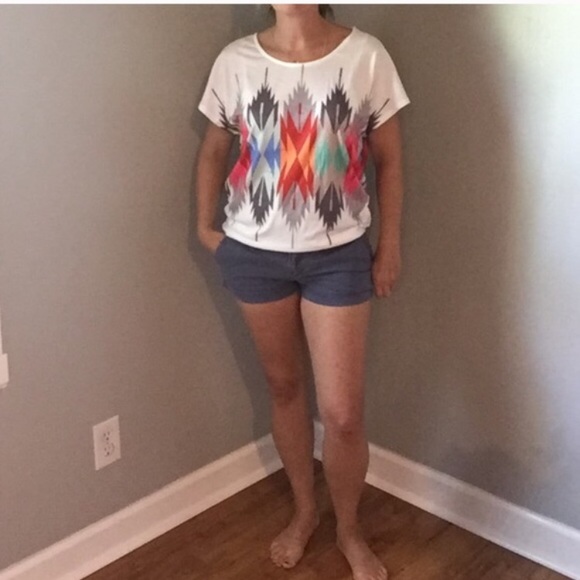 💋Multicolor Geometric Print T-shirt - Picture 3 of 6