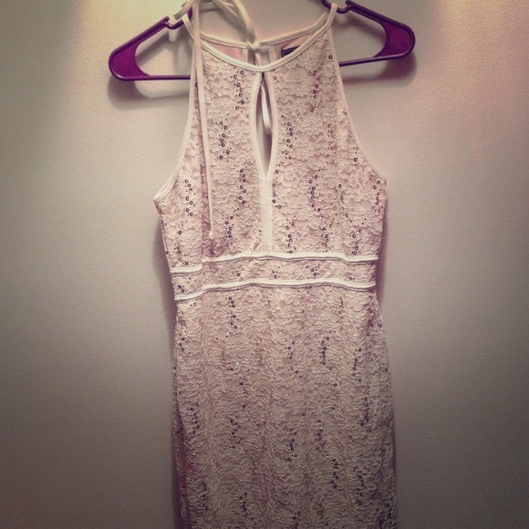 CUTE AND SASSY MIDI NIGHTWAY HALTER DRESS