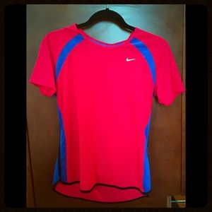 Nike Shirt, worn once✨