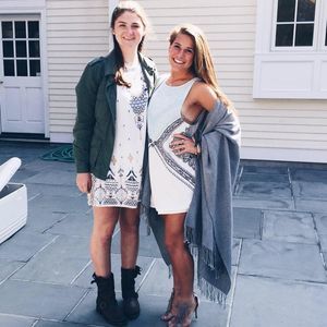 Meet your Posher, Catherine