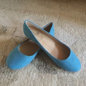 Teal Flats (BRAND NEW) 👠☔️