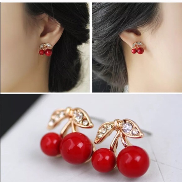 Jewelry - Little cherry red earrings 🍒