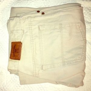 Bills Khakis